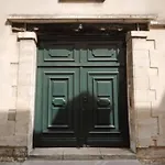 Dans Le Quartier D Emily In Paris Duplex De Charme